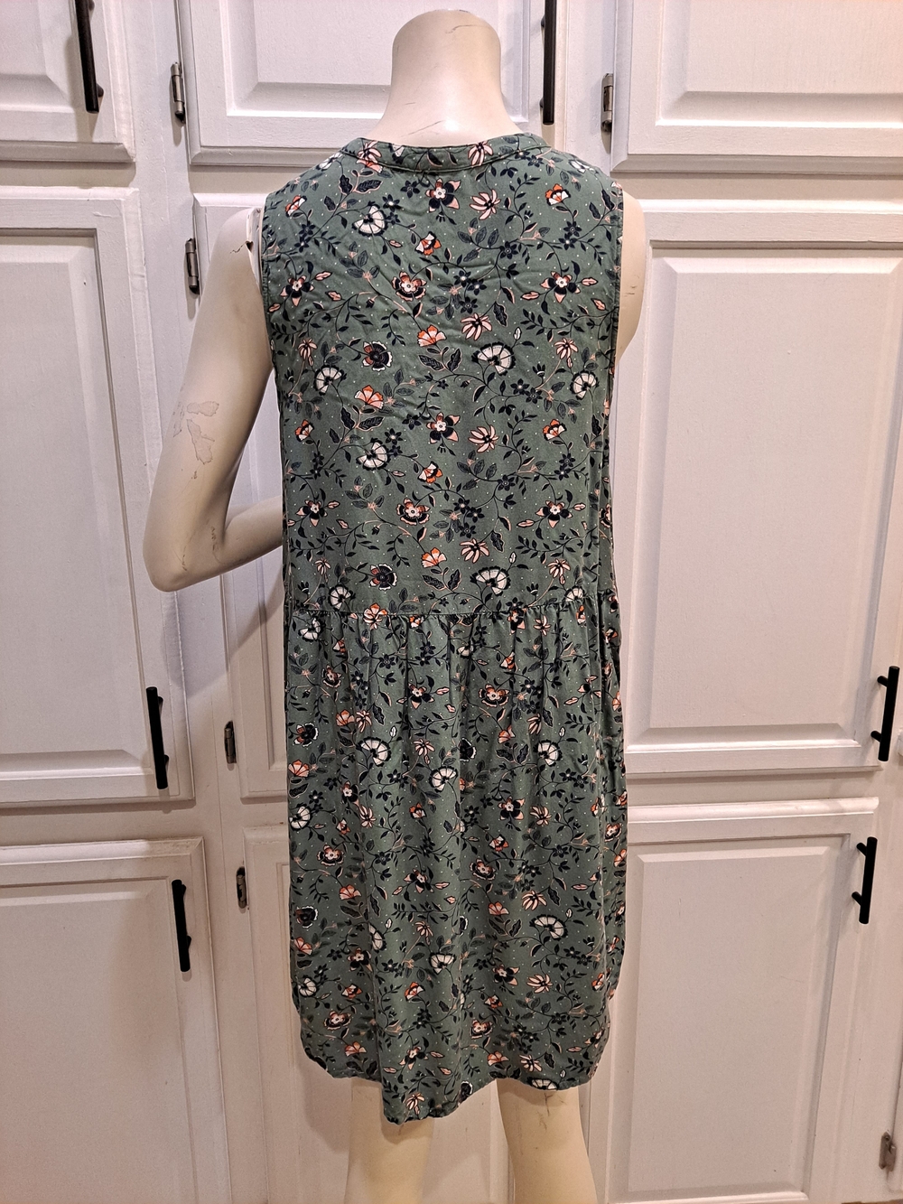 Old Navy Olive Green White Black Floral Mini Dress Boho Pleated Sleeveless - Picture 5 of 10